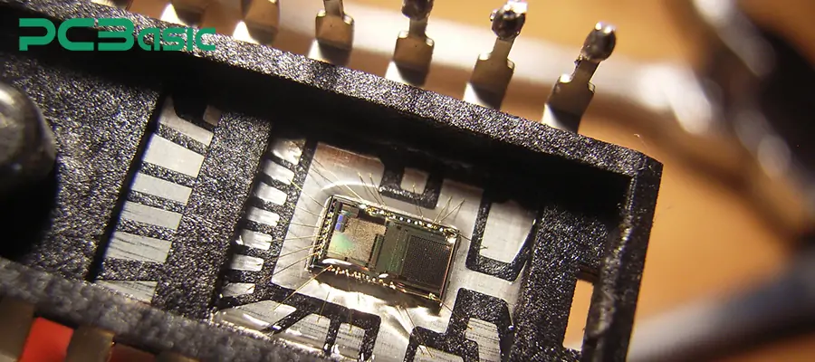 Integrated Circuit (IC)